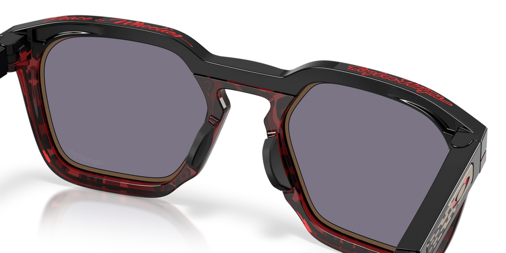 🕶️ Oakley HSTN SQ Troy Lee Designs Series - Lente Prizm Grey