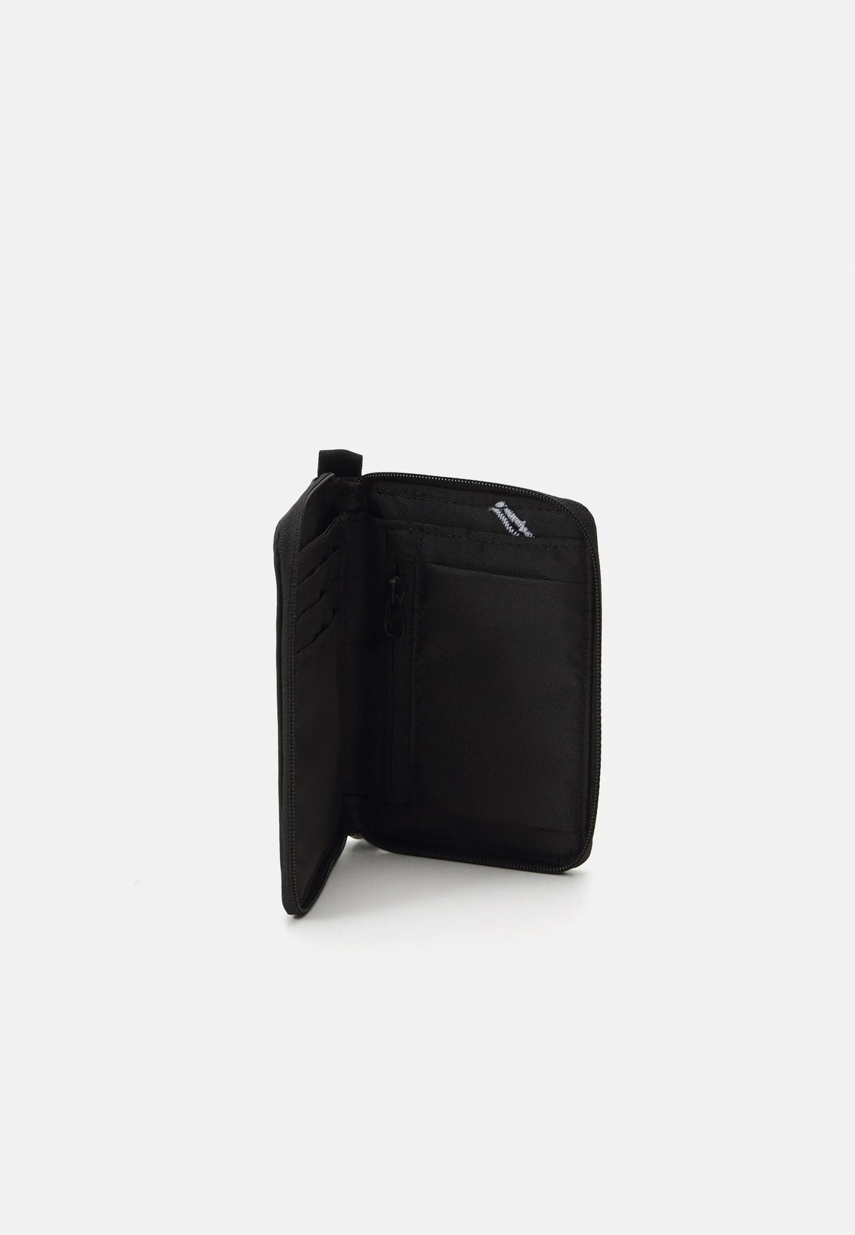 The North Face Base Camp Voyager Wallet - BLACK
