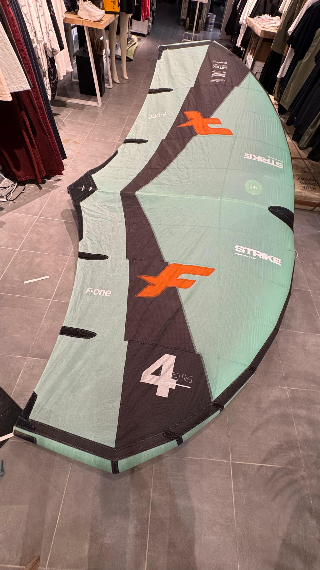 🌊 F-ONE Strike V4 – Usata in Ottime Condizioni