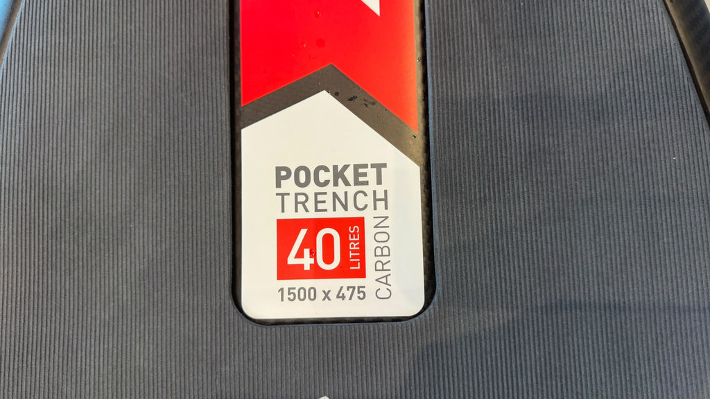 AXIS Pocket Trench Carbon 40L – Tavola Wing Foil in Carbonio 150 × 47,5 cm | Usato Come Nuovo