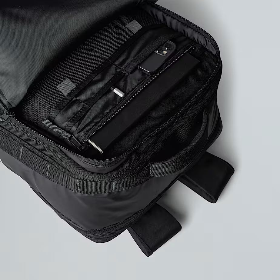 THE NORTH FACE Base Camp Voyager Large Backpack – 35L