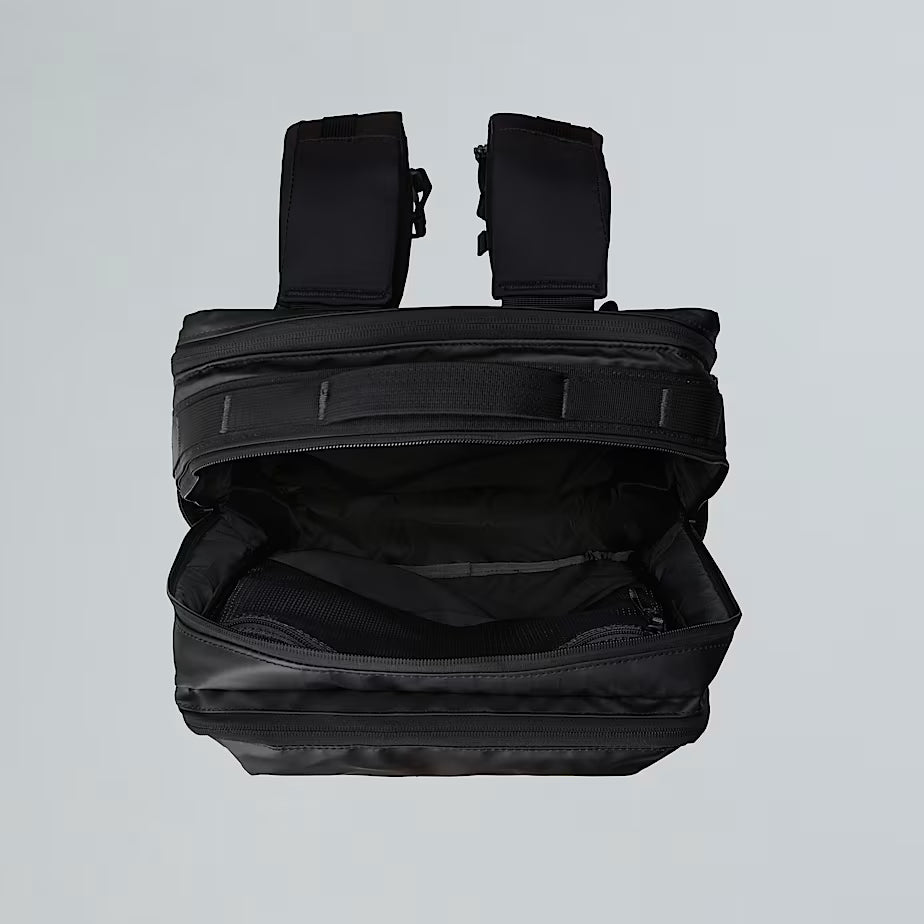 THE NORTH FACE Base Camp Voyager Daypack 26lt backpack - TNF Black-Asphalt Grey