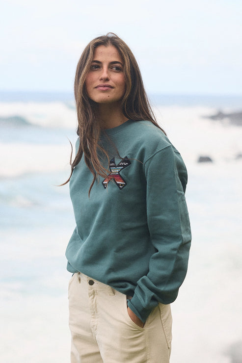Blue Banana Classic Crew – Felpa Girocollo in 100% Cotone Biologico con X Ricamata - AMAZON GREEN