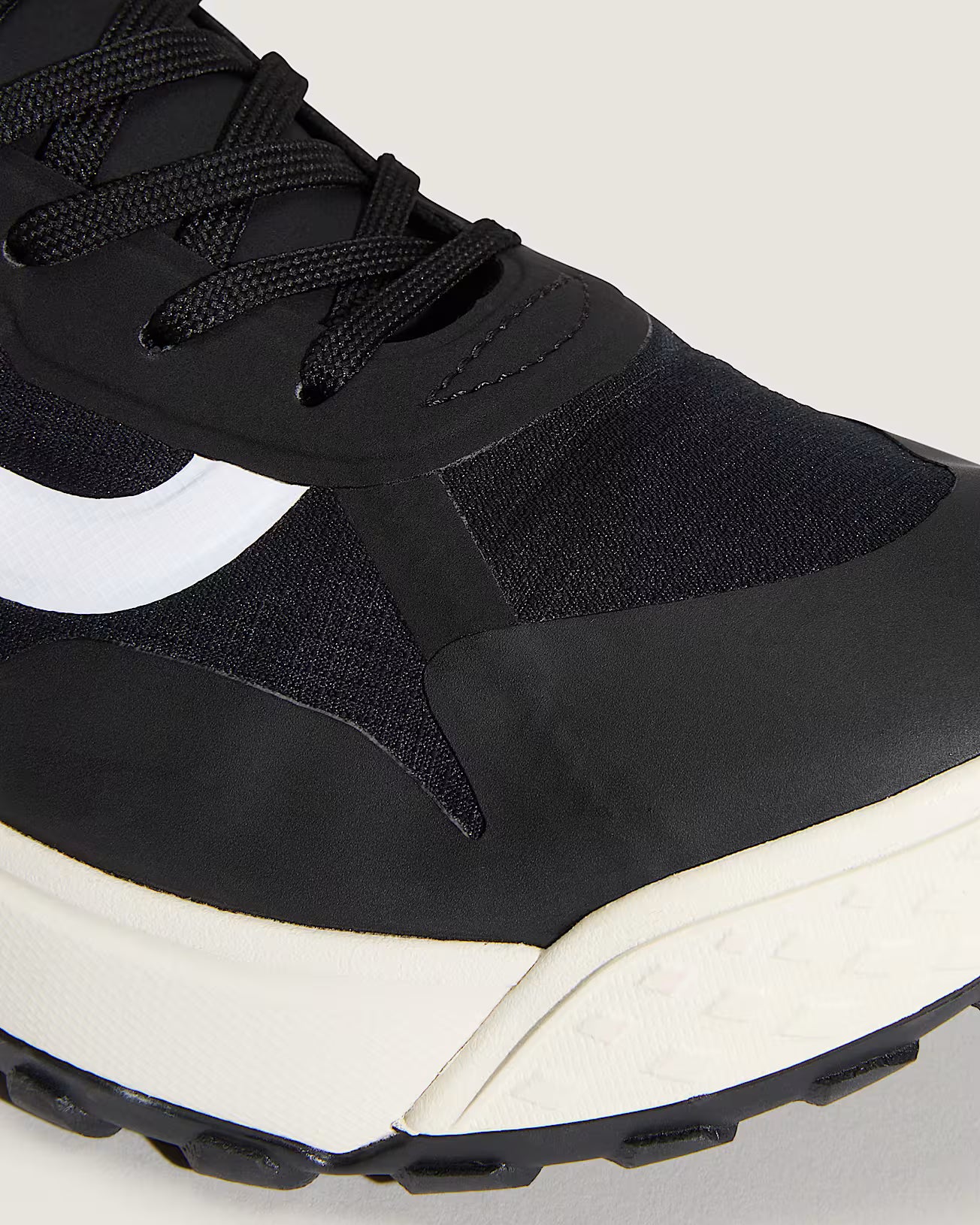 VANS MTE Crosspath Shoes - BLACK