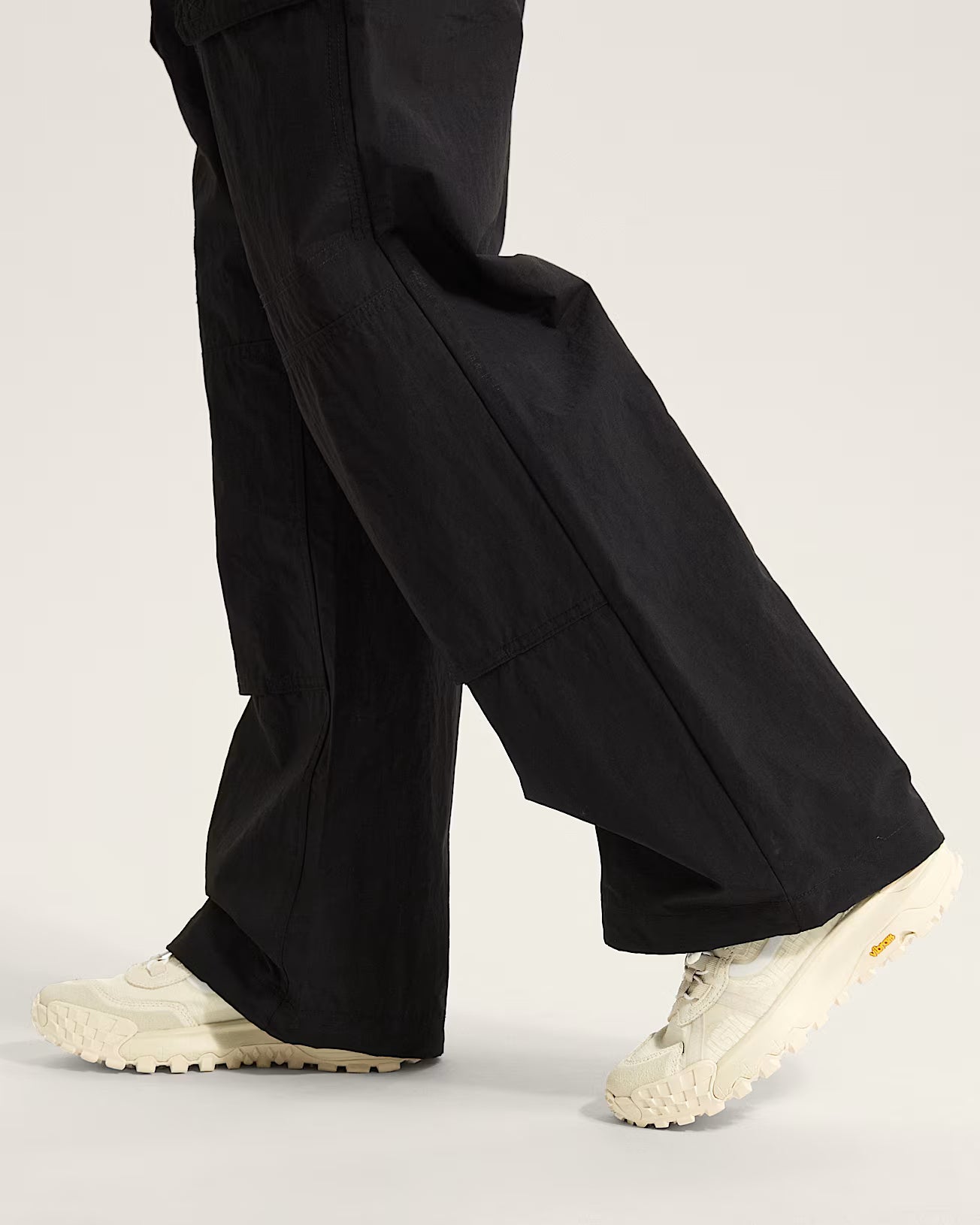 Pantaloni da Donna VANS MTE Trek Guide Pants - BLACK