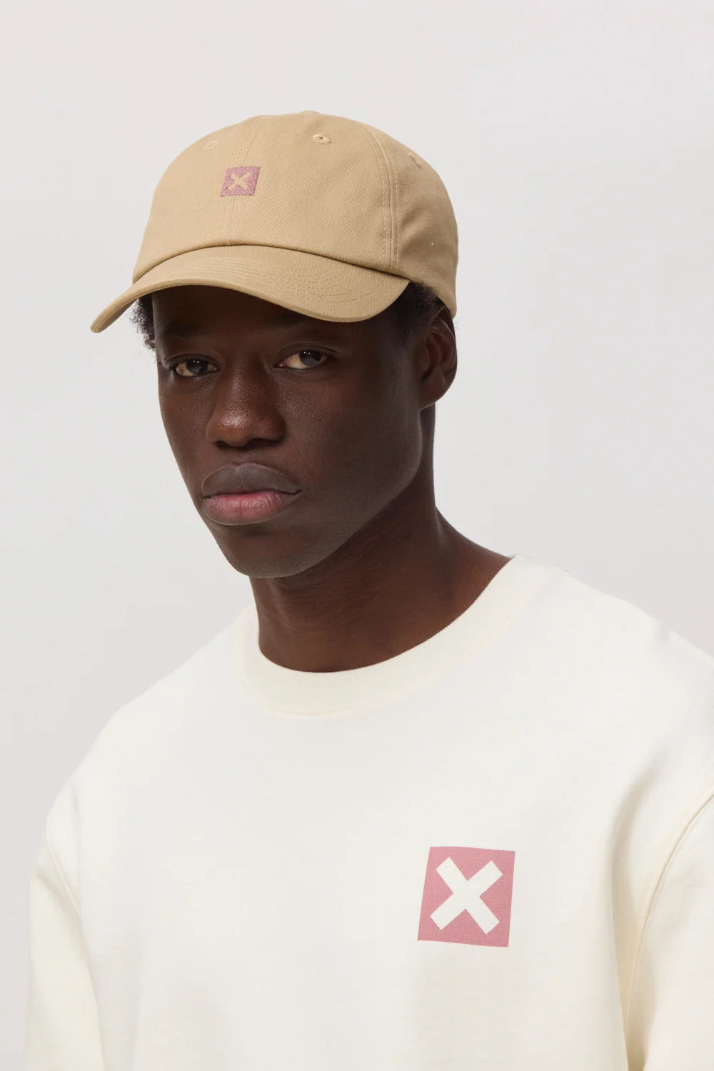 🧢 Blue Banana Camel Nature Cap