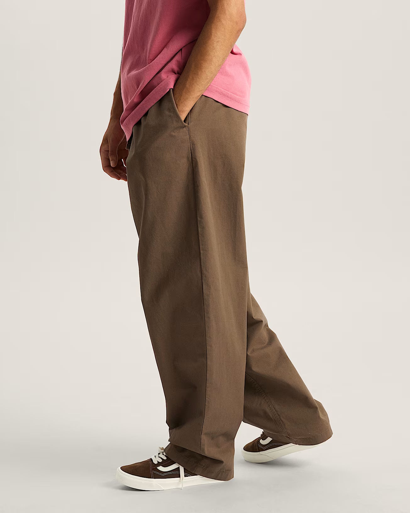 VANS Baggy Range Pants - BROWN