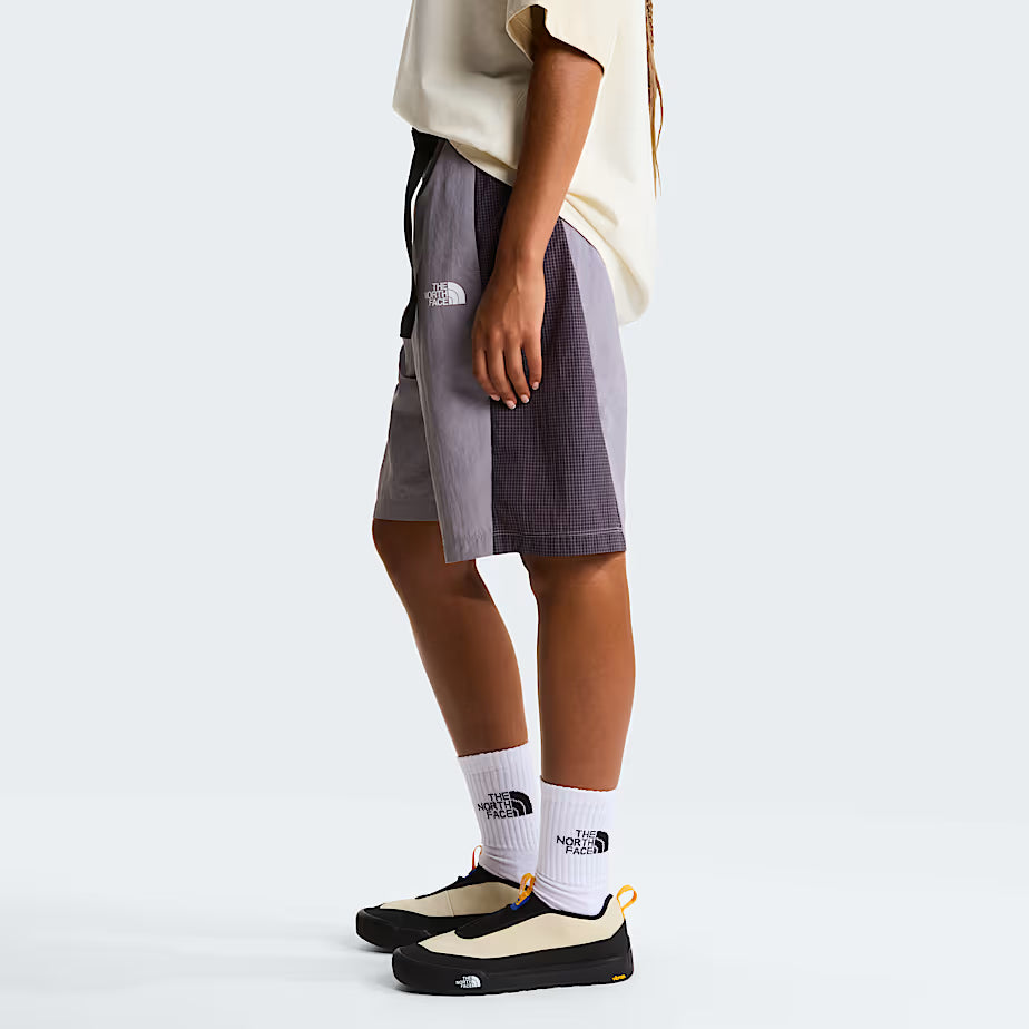 🩳 The North Face 1966 Motion Relaxed Graphic – NSE Belted Shorts Unisex - Transcendent Grey-Endless Dusk