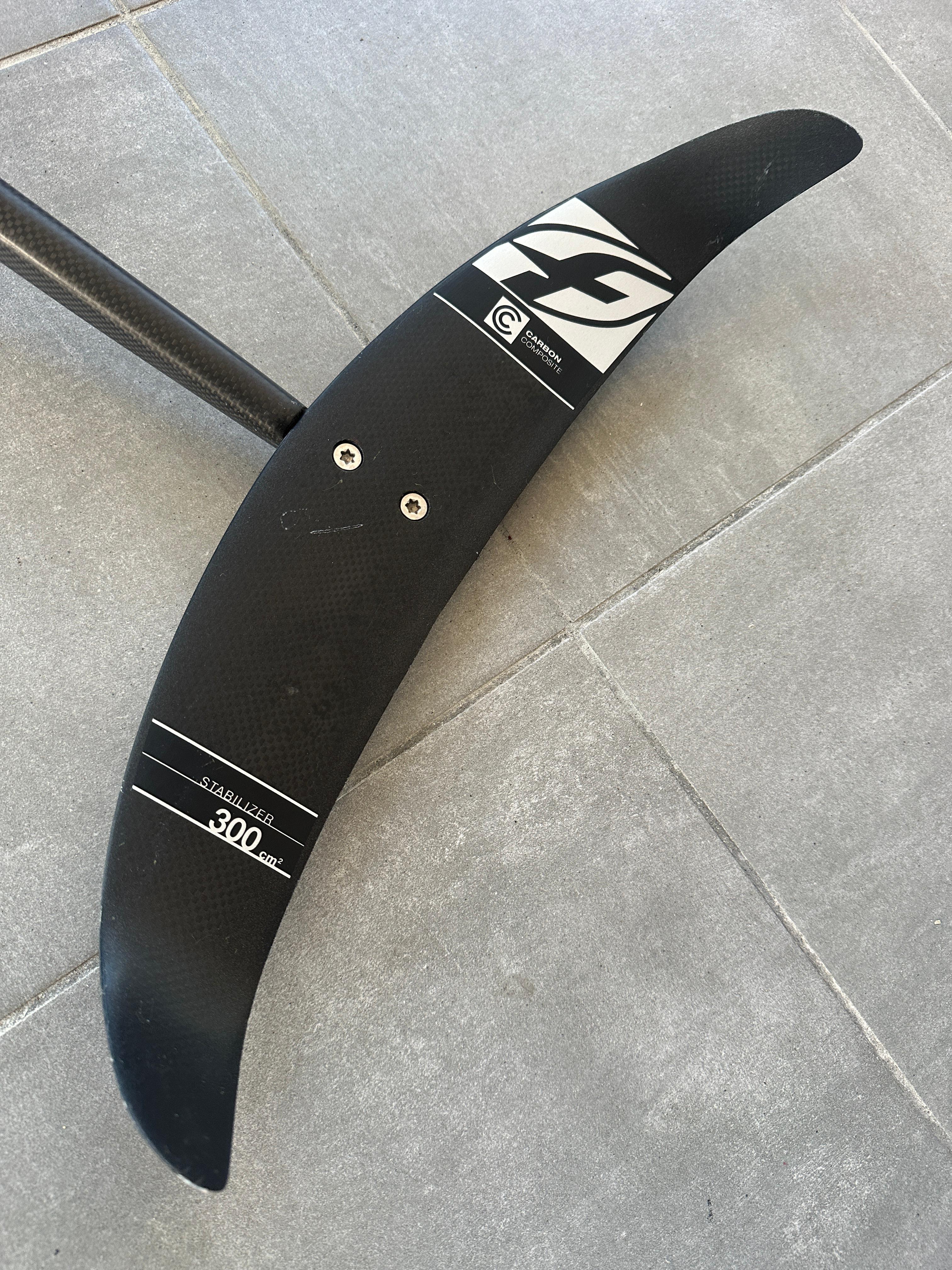 Foil F-ONE Gravity 2200 completo USATO