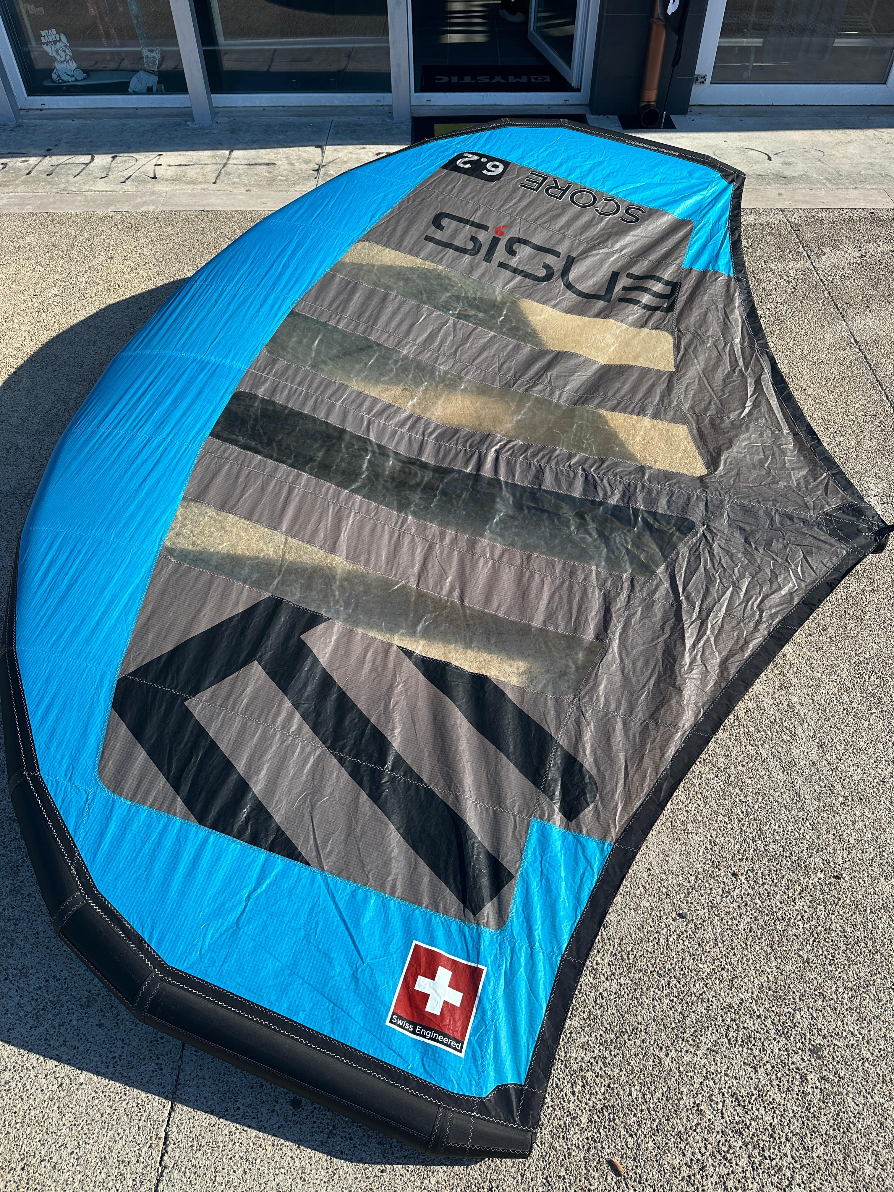 Wing ENSIS Score 6,2 USATO